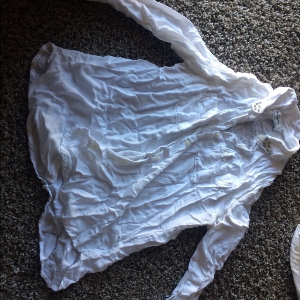 Buttoned down - Picture 4 of 5